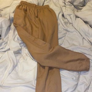 PrettyLittleThing Sweatpants!